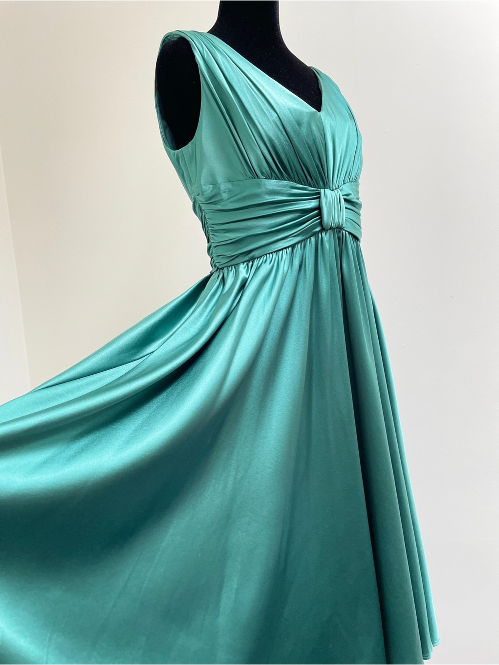 Suzi Chin for Maggy Boutique Silk Green Cocktail Dress Size 6